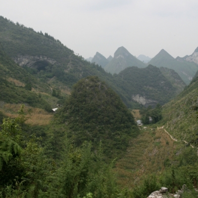 village_grotte3.jpg